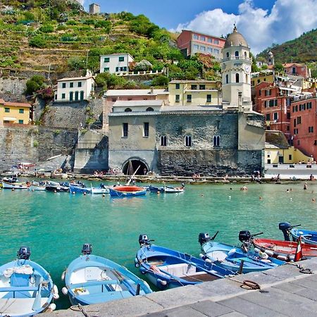 Vitis Vitae Vernazza, San Bernardino 5 Terre Bagian luar foto