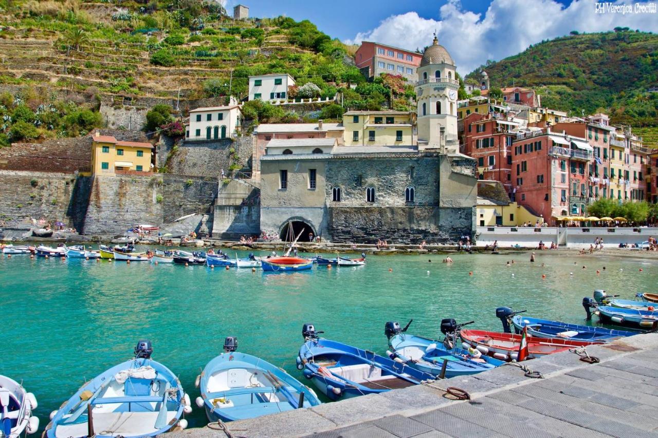 Vitis Vitae Vernazza, San Bernardino 5 Terre Bagian luar foto